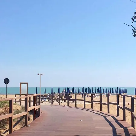 In 41086 Bibione